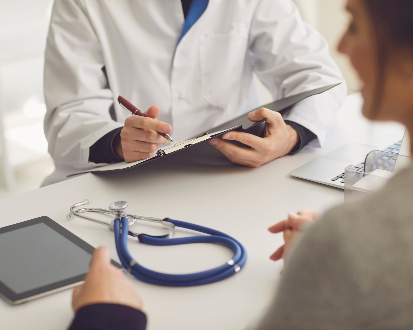 Gynecologist Doctor Near Khulna Banner Image